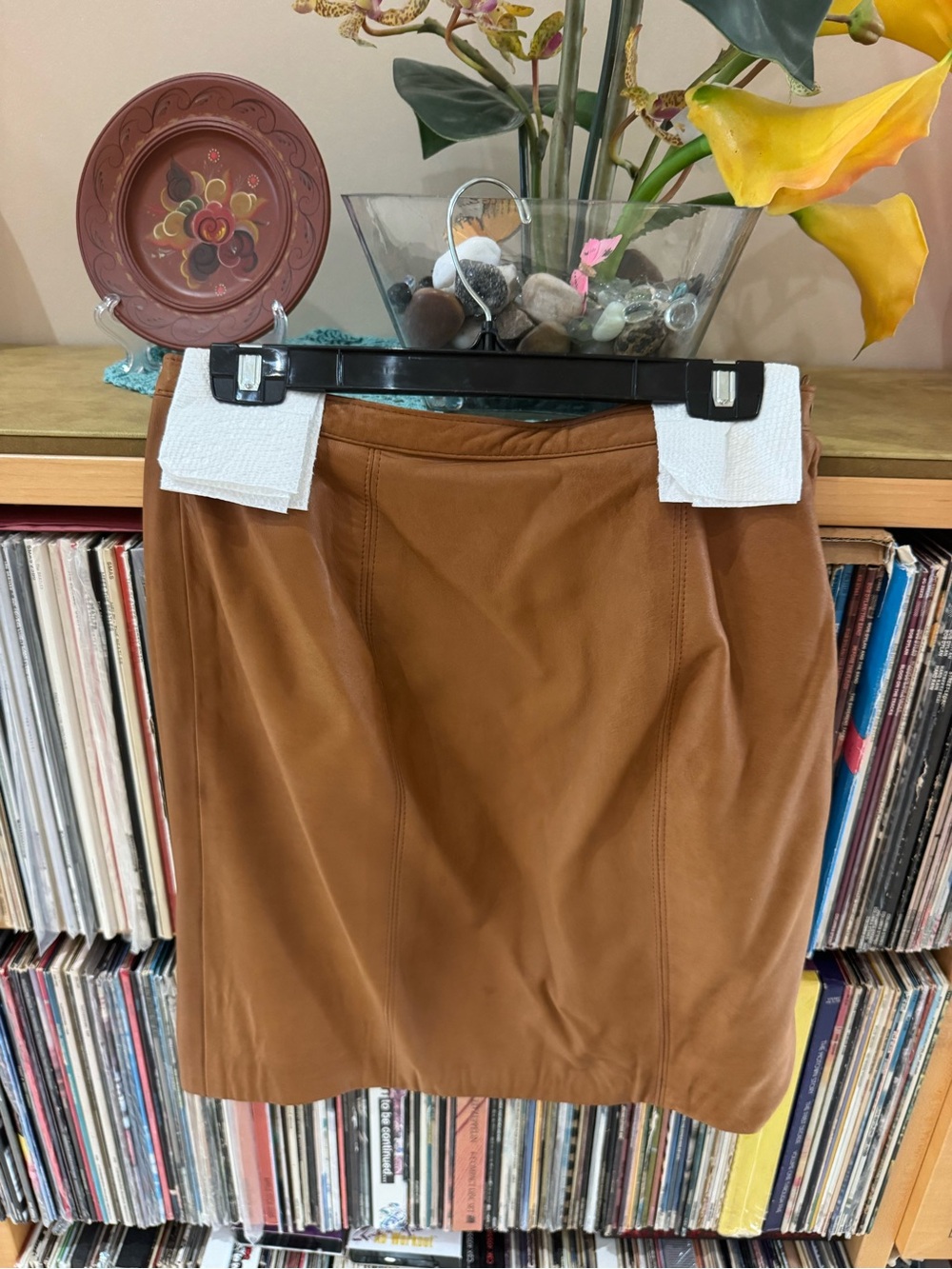 PRICE DROP: KENAR LEATHERS, 10, lined, butter-soft rust/saddle LAMBSKIN LEATHER